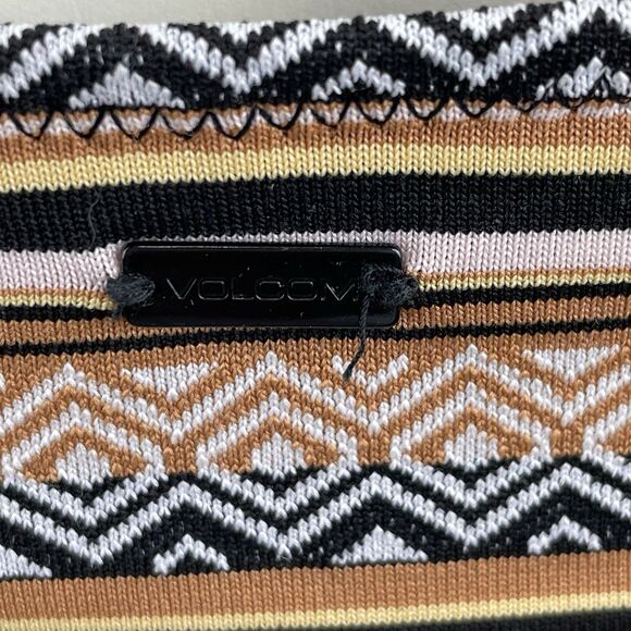 Volcom European Collection 2 Piece Bikini Women’s L Aztec Print Rare New No Tags - Picture 7 of 16